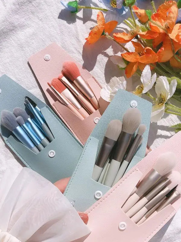 New 8Pcs Makeup Brush Set Makeup Concealer Brush Blush Loose Powder Brush Eye Shadow Highlighter Foundation Brush Beauty Tools