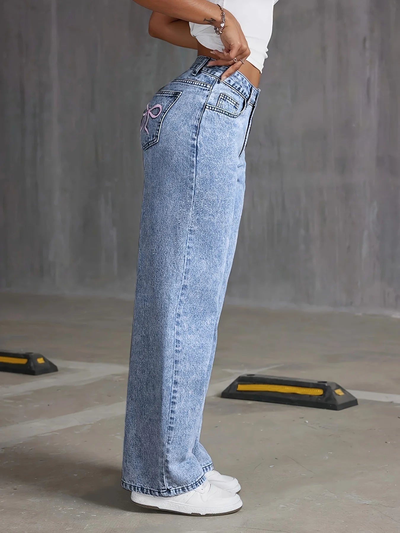 Women's Back Pocket Bow Embroidered Fashionable Wide Leg Pants Versatile Washed Denim Trousers